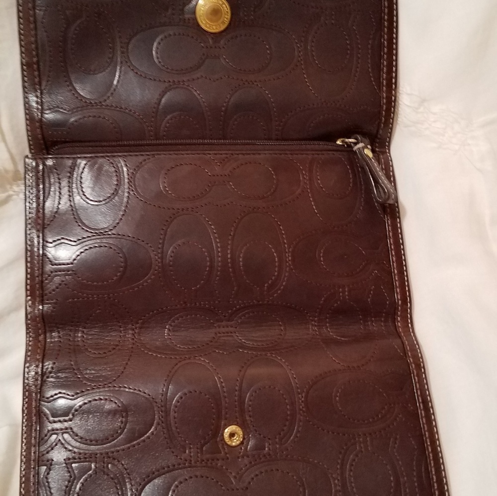 Coach Wallet - Large - Picture 3 of 5